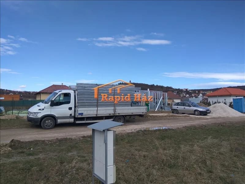 Alsóörsi lakóépület - 7. kép