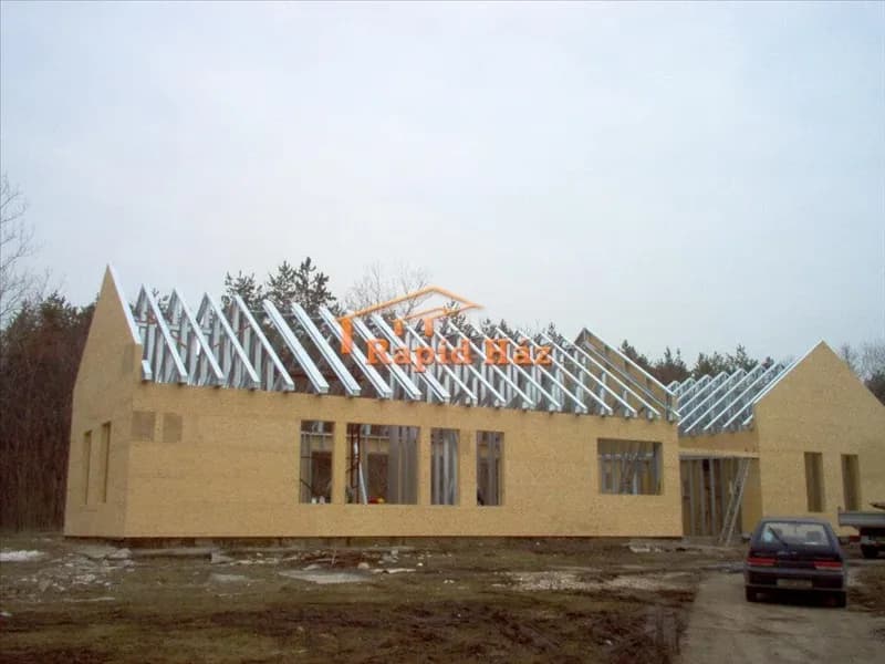 Váci lakóépület - 3. kép