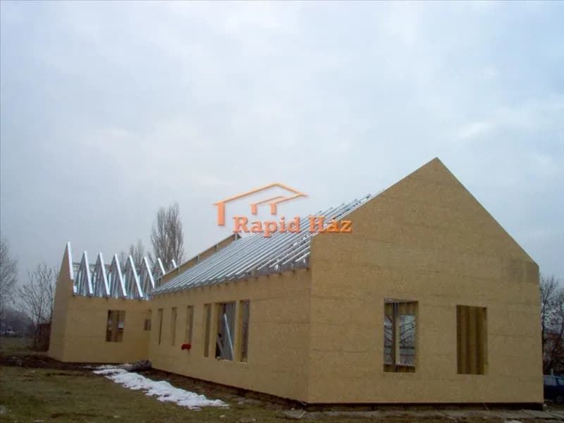 Váci lakóépület - 8. kép